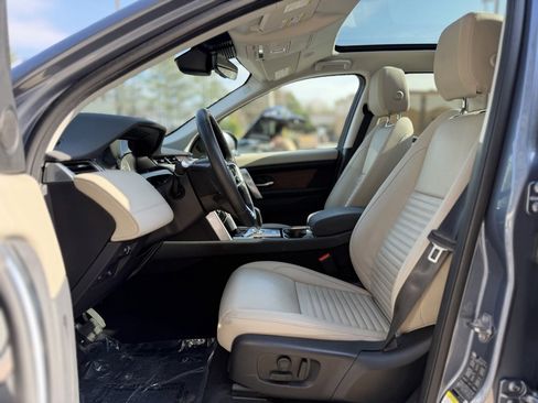 Used 2023 Land Rover Discovery Sport S image 24