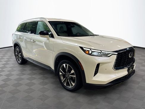 Certified 2023 INFINITI QX60 Luxe w/ Cargo Package AWD/4WD image 4