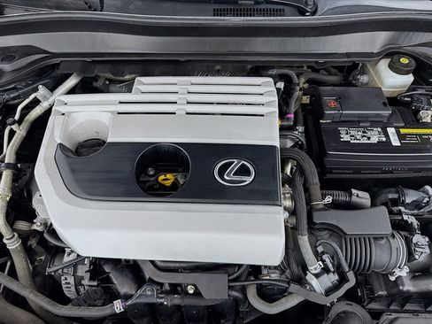 Used 2020 Lexus UX 200 FWD image 39