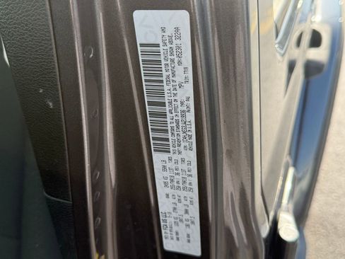 Used 2018 Jeep Wrangler Unlimited Sahara image 22