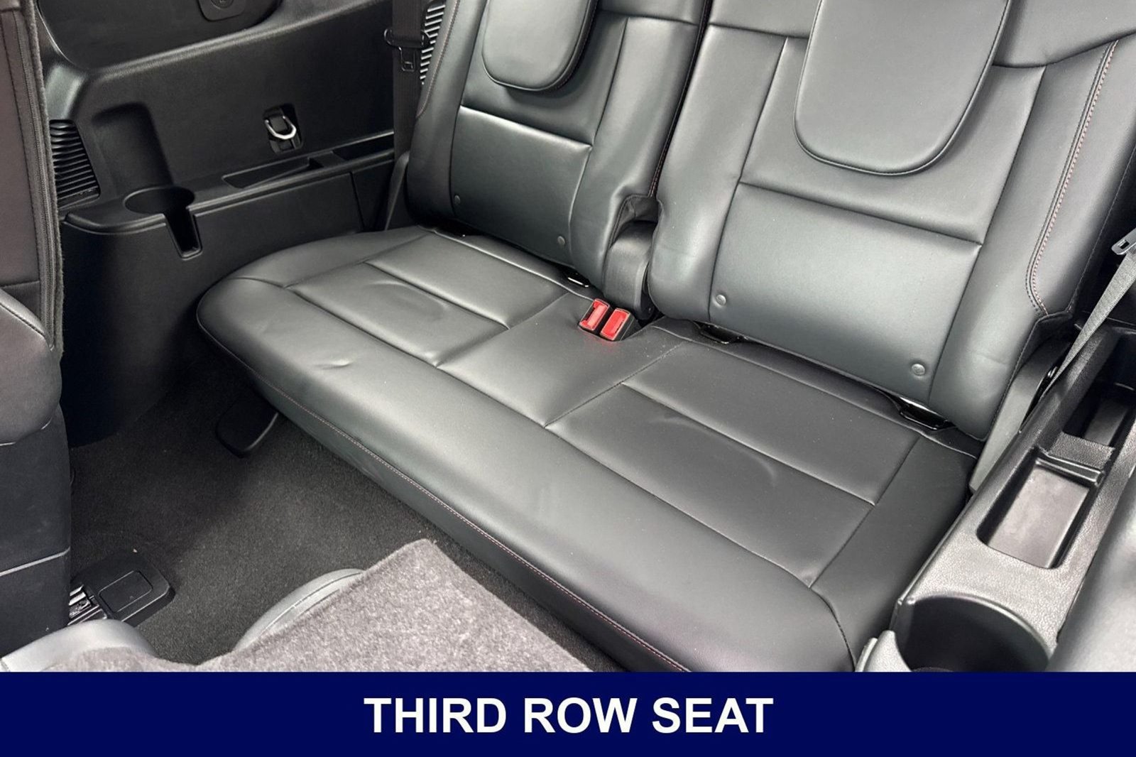 Used 2025 Ford Explorer ST w/ Sun And Sound Package AWD/4WD image 19