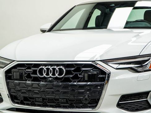 Used 2024 Audi A6 Premium Plus image 2