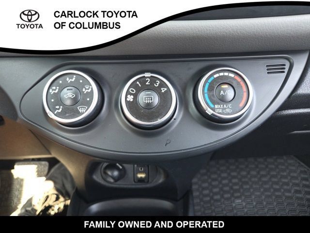 Used 2017 Toyota Yaris L FWD image 30