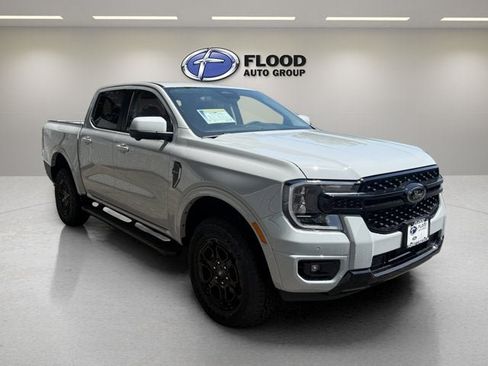 New 2026 Ford Ranger Lariat w/ Black Appearance Package AWD/4WD image 1