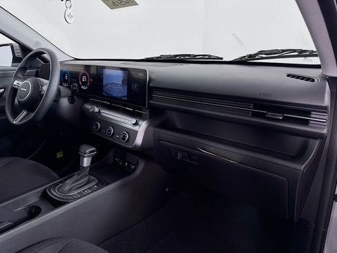 New 2026 Hyundai Kona SE image 39