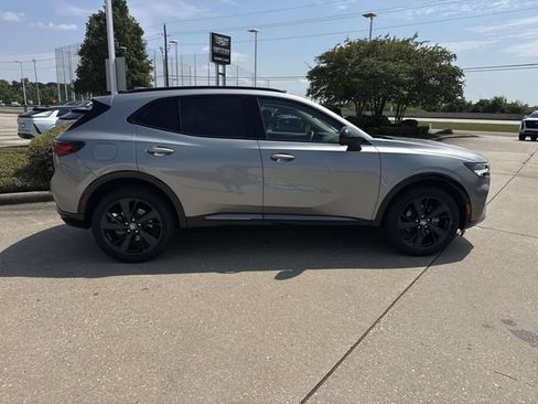 Used 2023 Buick Envision Essence w/ Sport Touring Package AWD/4WD image 4