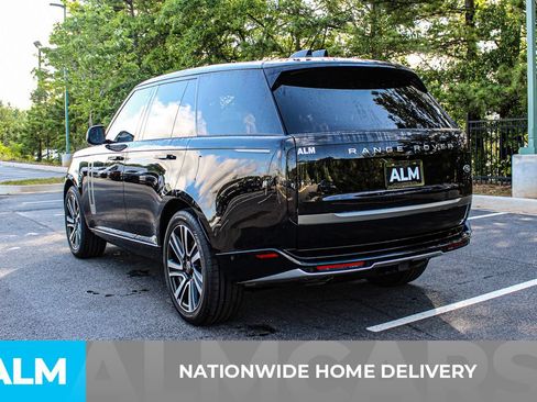 Used 2023 Land Rover Range Rover SE AWD/4WD image 5