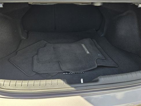 Certified 2023 Hyundai Elantra Limited image 13