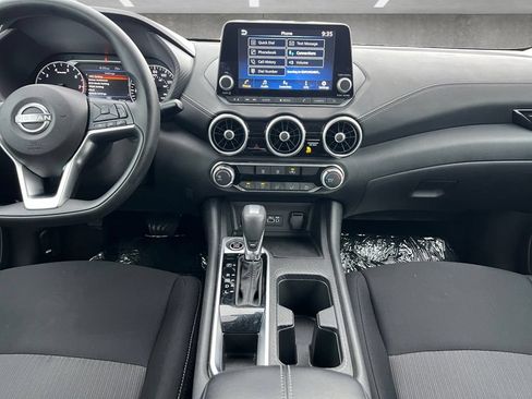 Used 2024 Nissan Sentra SV FWD image 3