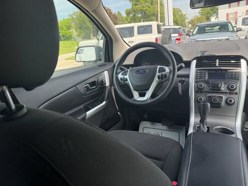 Used 2012 Ford Edge SE FWD image 25