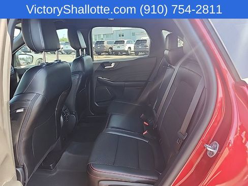 Used 2025 Ford Escape ST-Line w/ Tech Pack #1 FWD image 23