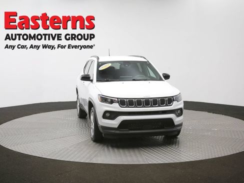 Used 2024 Jeep Compass Latitude AWD/4WD image 51