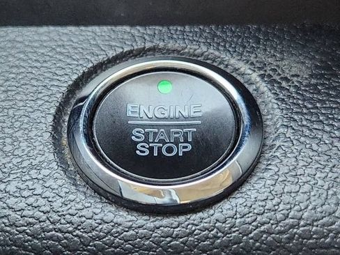 Used 2019 Ford Expedition Platinum RWD image 19