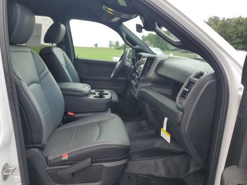 Used 2025 RAM 5500 Tradesman AWD/4WD image 23