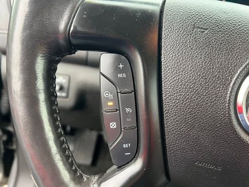 Used 2015 Buick Enclave Leather AWD/4WD image 41