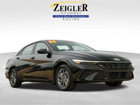 Certified 2025 Hyundai Elantra Blue image 1