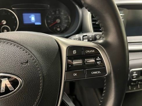 Used 2020 Kia Sorento S image 26