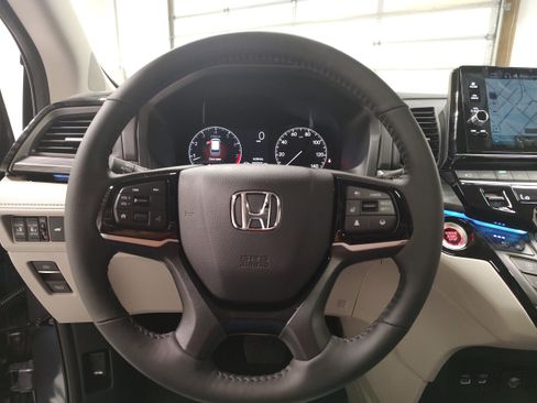 New 2026 Honda Odyssey Elite image 5
