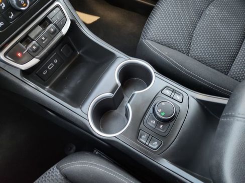 Used 2022 GMC Terrain SLE w/ Driver Convenience Package AWD/4WD image 29