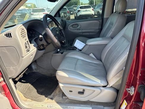 Used 2008 Chevrolet TrailBlazer LT w/ Sun And 6-Disc Cd Package AWD/4WD image 16