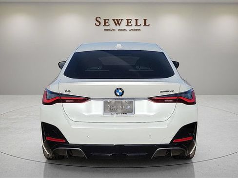 New 2026 BMW i4 eDrive40 RWD image 4