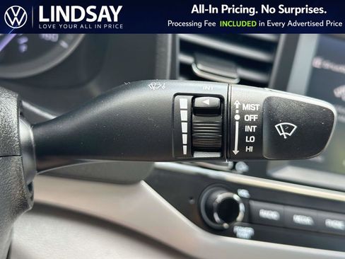 Used 2018 Hyundai Elantra SEL FWD image 22