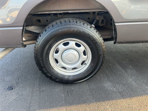 Used 2013 Ford F150 XL w/ Mid Equipment Group RWD image 12