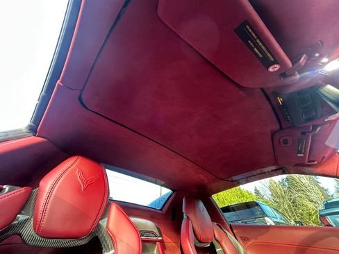 Used 2022 Chevrolet Corvette Stingray Premium Conv w/ Z51 Performance Package image 26