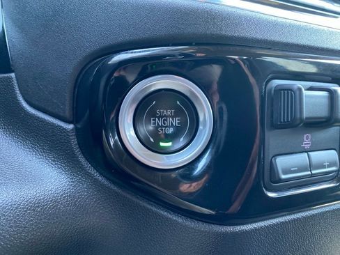 Used 2024 Chevrolet Silverado 2500 LT w/ Convenience Package AWD/4WD image 19