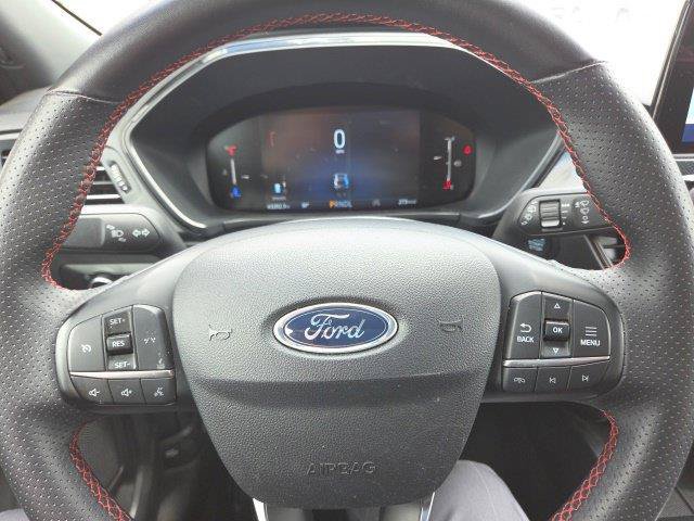 Certified 2025 Ford Escape ST-Line FWD image 41