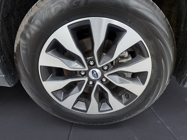Certified 2025 Subaru Outback Touring XT AWD/4WD image 14