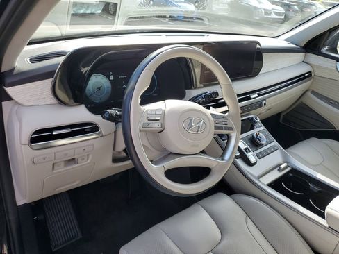 Used 2024 Hyundai Palisade Calligraphy image 13