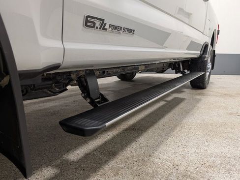 Used 2025 Ford F350 Lariat w/ Lariat Ultimate Package image 9