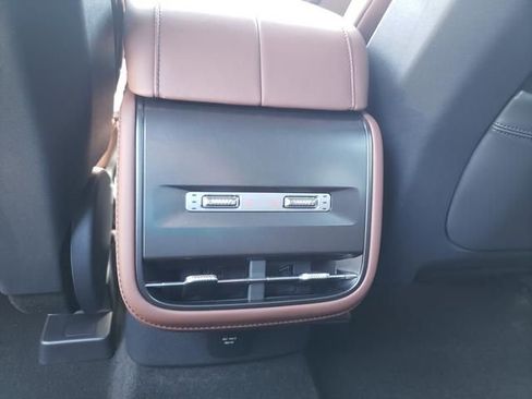 New 2026 Lincoln Nautilus Reserve AWD/4WD image 15