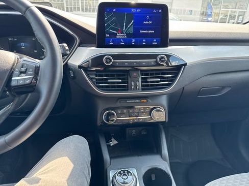 Used 2022 Ford Escape SE w/ SE Sport Appearance Package AWD/4WD image 20