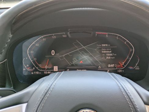 Used 2022 BMW 750i xDrive image 16