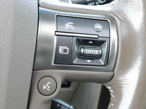 Used 2017 Lexus GX 460 image 15