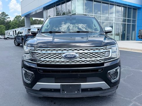 Used 2019 Ford Expedition Platinum RWD image 3
