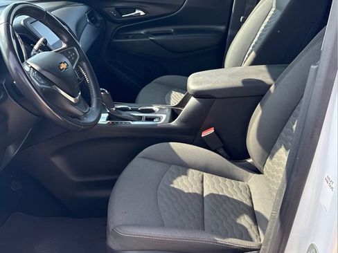 Used 2018 Chevrolet Equinox LT FWD image 13
