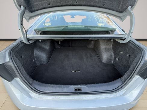 Used 2023 Nissan Altima 2.5 SV image 13