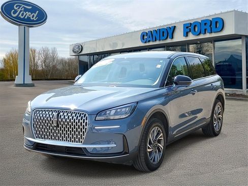 Used 2023 Lincoln Corsair AWD w/ Equipment Group 101A image 2