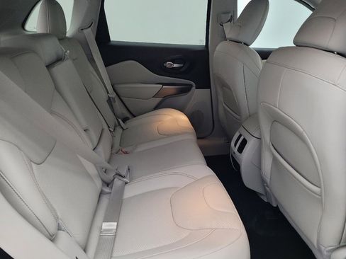 Used 2021 Jeep Cherokee Limited w/ Elite Package image 19