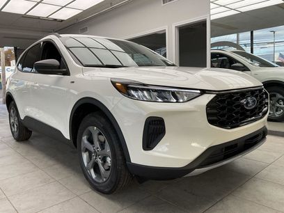 New 2026 Ford Escape ST-Line w/ Cold Weather Package