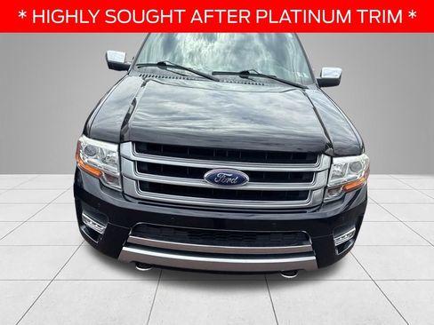 Used 2017 Ford Expedition Platinum AWD/4WD image 2