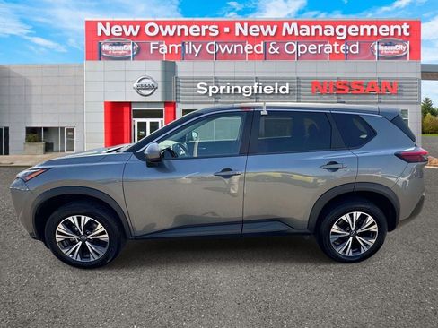 Used 2023 Nissan Rogue SV AWD/4WD image 6