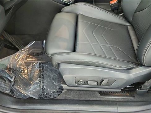 Used 2025 BMW X2 xDrive28i image 33