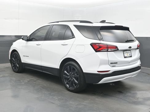 Used 2022 Chevrolet Equinox RS w/ RS Leather Package FWD image 6