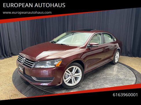 Used 2014 Volkswagen Passat 1.8T SE image 1