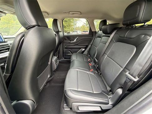 New 2026 Lincoln Corsair Reserve image 23