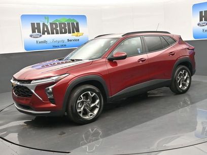 Used 2025 Chevrolet Trax LT w/ LT Convenience Package